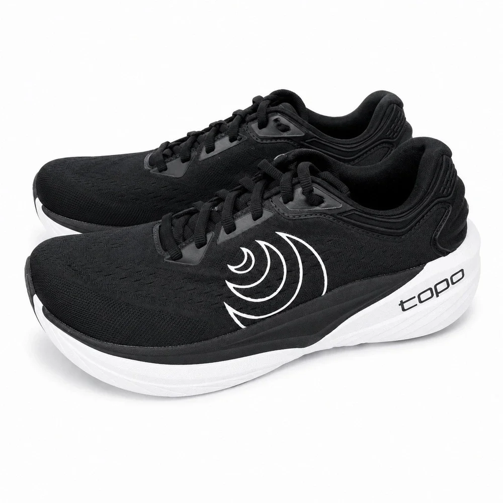 Topo Athletic Phantom 4 Black White Women's Size 7.5 Road Running Shoes